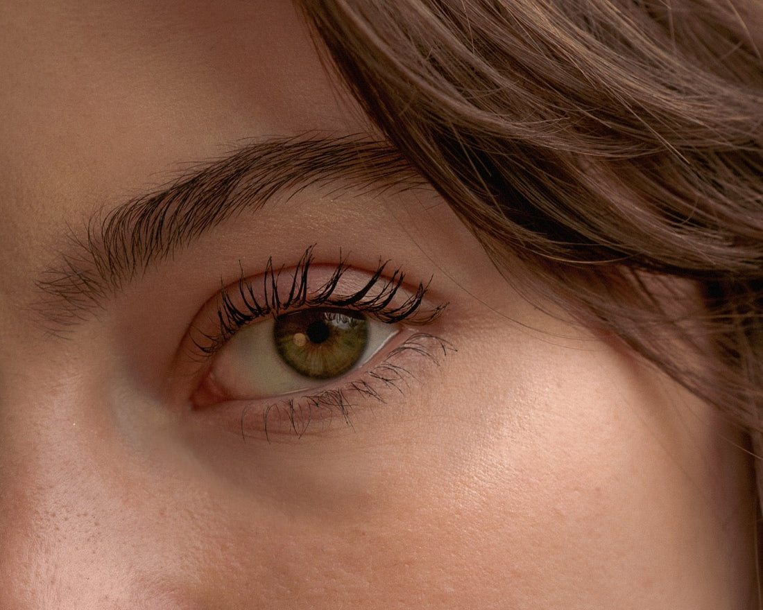 Embracing Eco-Friendly Ingredients with Aer Cosmetics' Infinity Magic Mascara