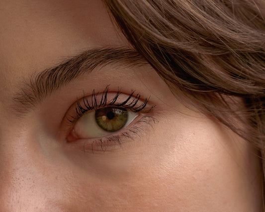 Embracing Eco-Friendly Ingredients with Aer Cosmetics' Infinity Magic Mascara